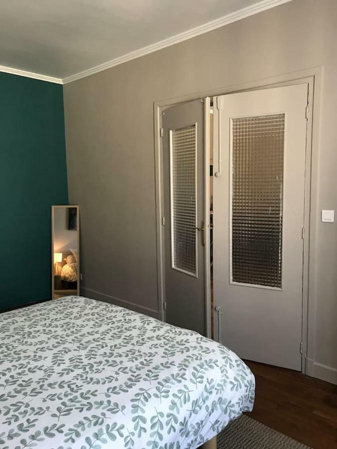 Appartement De Charme En Plein Coeur Du Centre Ville De Compiègne מראה חיצוני תמונה