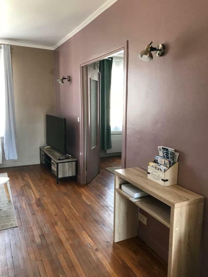 Appartement De Charme En Plein Coeur Du Centre Ville De Compiègne מראה חיצוני תמונה